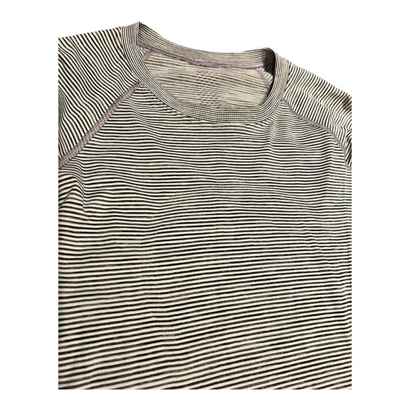 NWOT Lululemon Run Swiftly Tech Striped Long Sleeve. - Picture 2 of 6